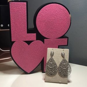 Stella & Dot: Thea Lace Chandeliers